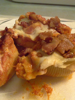 A picture of Cheesy Pasta-Stuffed Shells.
