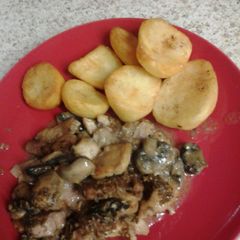A picture of My Braised Garlic Chicken and Pork 😁.