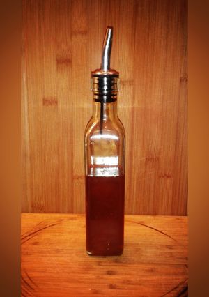A picture of Spicy Extra Virgin Olive Oil.