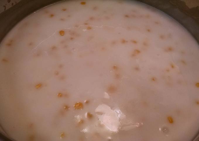 Ginataang Mais (Filipino Rice Pudding with Corn)