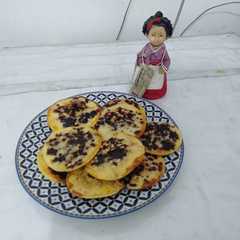 A picture of Pancake Pisang-Coklat🍌🍫🍪.