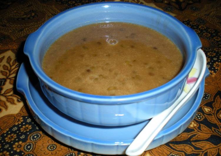 Bubur Kacang Hijau- Malaysian Sweet Green Bean Soup