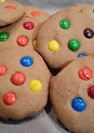A picture of M&M Cookies.