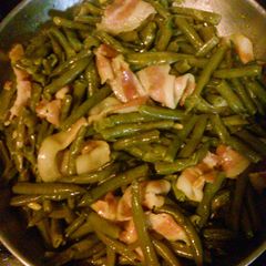 A picture of Fresh Green Beans with Bacon.
