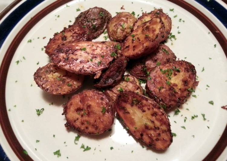 How to Prepare Homemade roasted new potatoes