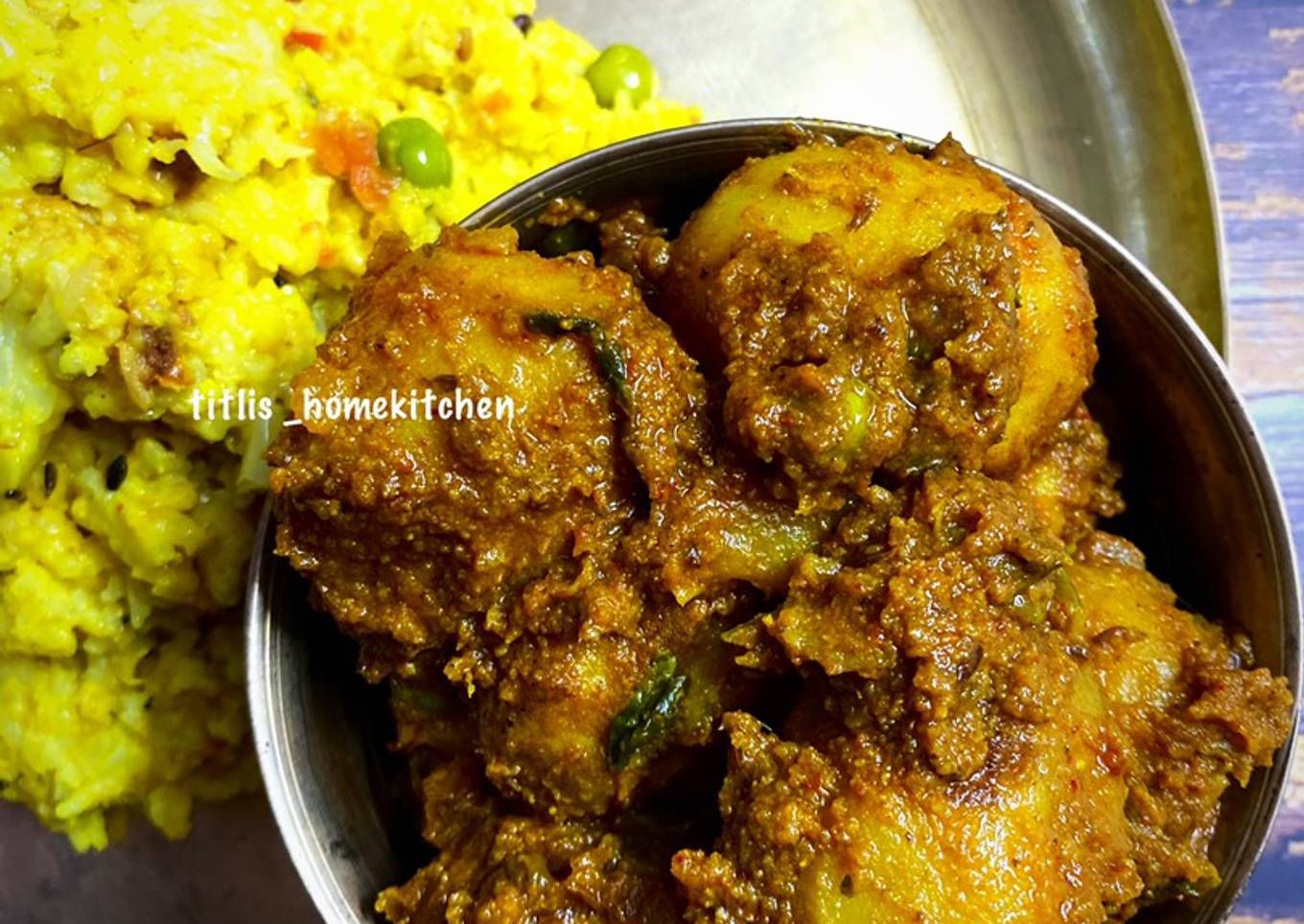 Niramish Choto Aloo Dum