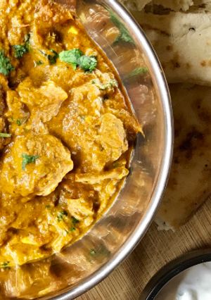 A picture of Lamb Curry.