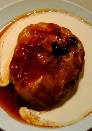 A picture of Baked apple.