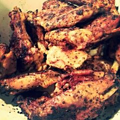 A picture of Trav's Lemon Pepper Wings.