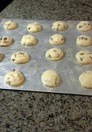A picture of chocolate chip cookies.
