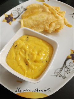 ગાંઠીયા ની કઢી (Ganthiya ni kadhi recipe in gujarati) રેસીપી મુખ્ય ફોટો