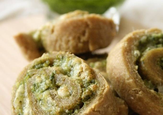 Recette Délicieux Mini-roulés au pesto d'ail des ours sans gluten, sans
oeufs option sans lait