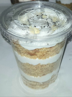 A picture of Vanilla Cake Parfait.