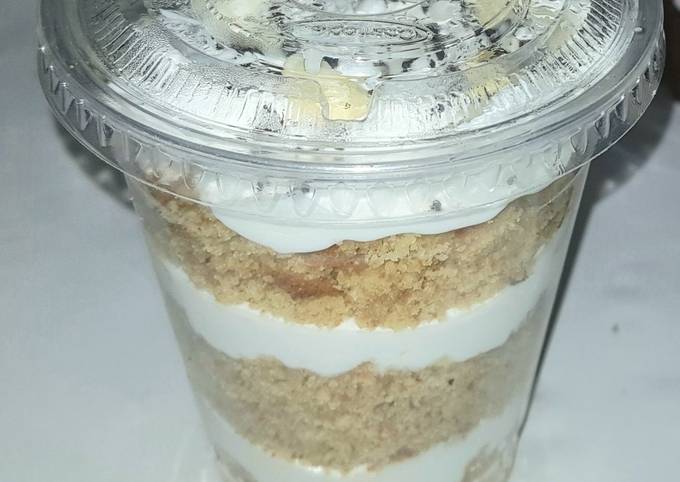 Recipe of Speedy Vanilla Cake Parfait