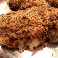 A picture of Chicken Cordon Bleu.