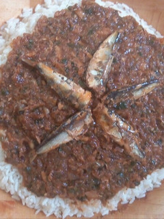 صورة لوصفة أرز مفور بالصوص السردين