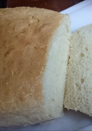 Hình của món Bánh mì trắng cơ bản (Classic white bread).