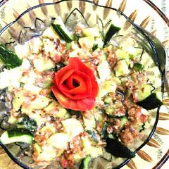 A picture of Green Papaya Salad (Som Tam).