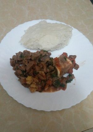 A picture of Ugali & Beef wet fry.