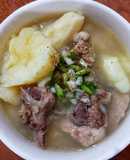 Canh khoai từ nấu sườn