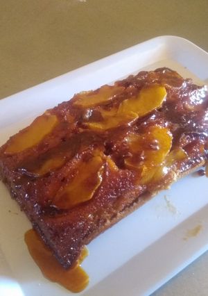 Una foto de Budín de manzana invertido