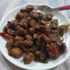A picture of Chilli soya chunks.