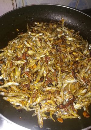 A picture of Dry fried omena.
