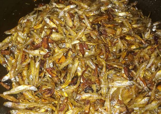 Dry Fried Omena Recipe By Lydiah Onyando Cookpad