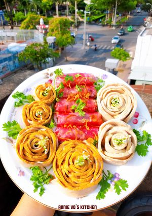 Hình của món Bánh cuốn hoa hồng.