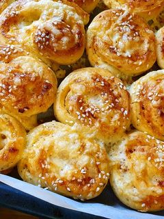 Baconos-kukoricás-sajtos csiga recept fotója