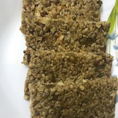 Granola bars A picture of Granola bars.