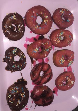 A picture of Pink donuts.