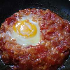 รูปของ 5. Tomato Egg (Shakshuka) - Ala Rumahan