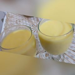 A picture of Mango smoothie.