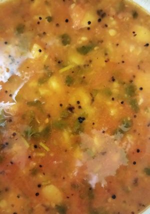 आलू की सरसों वाली सब्जी (aloo ki sarson wali sabzi recipe in Hindi) रेसिपी मुख्य फोटो