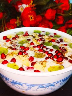 मिक्स फ्रूट रायता (Mix fruit raita recipe in hindi) रेसिपी मुख्य फोटो
