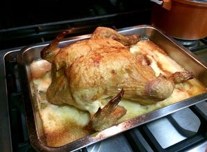 Una foto de Pollo a la sal