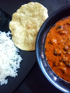 வத்தல் குழம்பு (Vaththal kulambu recipe in tamil) செய்முறை முக்கிய புகைப்படம்