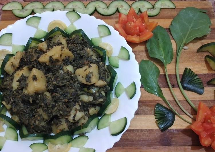 Steps to Make Quick Alu palak in dhaba style part 1