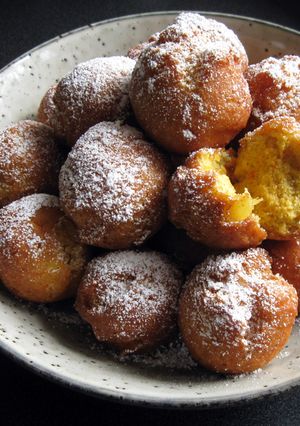 A picture of Carrot & Pineapple Doughnuts.