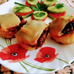 A picture of Meethi margarita muffins.