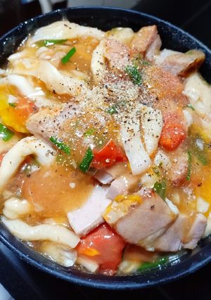 Hình của món Nấm bào ngư xào thịt heo xông khói và cà chua.