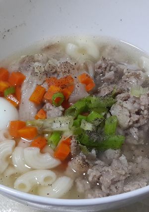 Hình của món Nui chân heo thịt bằm.