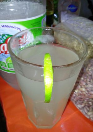 Una foto de Tequila limonada a la Mario, s