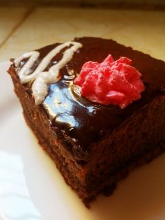 صورة لوصفة كيكة سهلة و بنينة