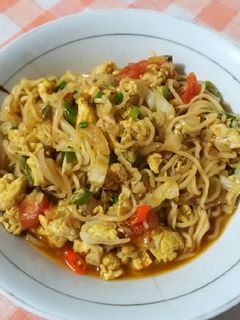Foto resep Mie goreng nyemek hits ala kegabutan