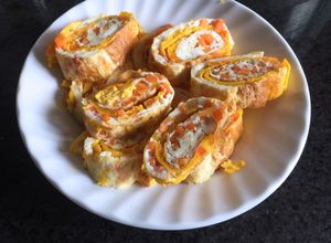 Hình của món Trứng cuộn cà rốt.