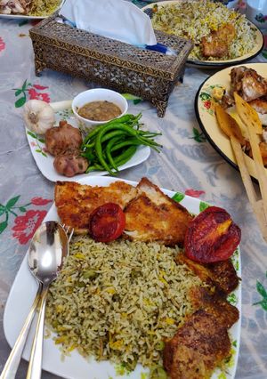 عکسی از دستور سبزی پلو با ماهی عید