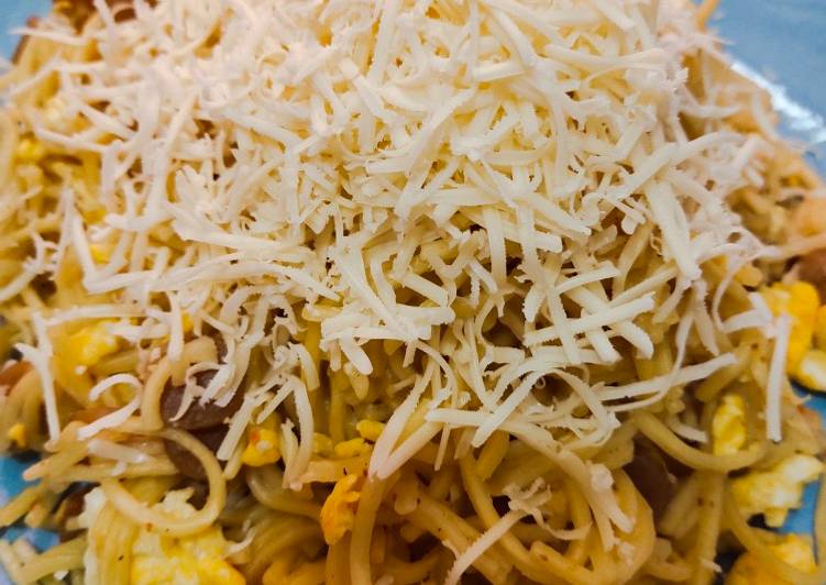 Mie Telur Sosis Keju