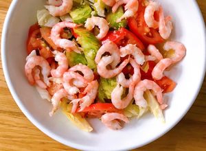 Hình của món Salad Cà Chua Tôm Biển.